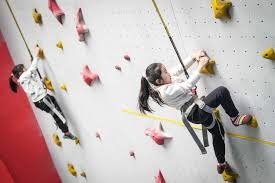 CBA常规赛战况更新 多场比赛分差明显