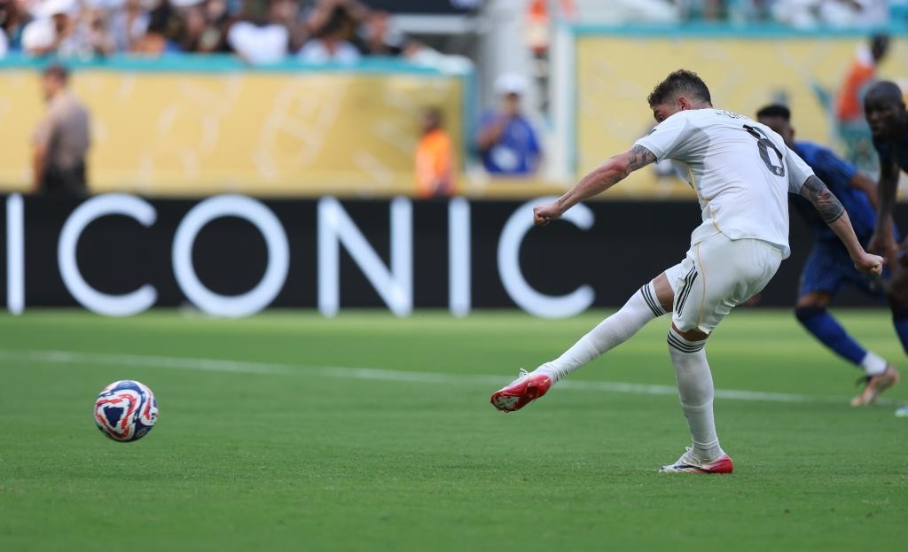 欧协联-切尔西1-0总比分3-1哥本哈根晋级八强 霍尔低射破门制胜